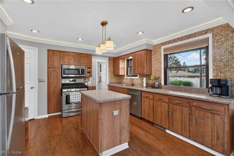 8460 Banner Lane Parma OH 44129