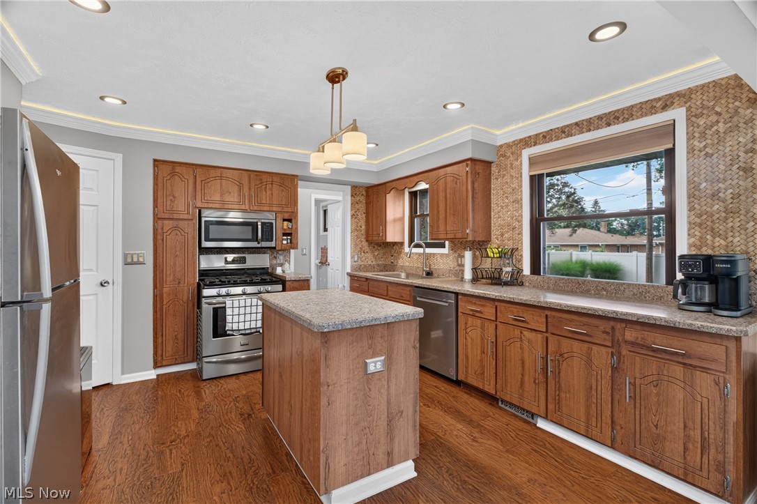 8460 Banner Lane Parma OH 44129