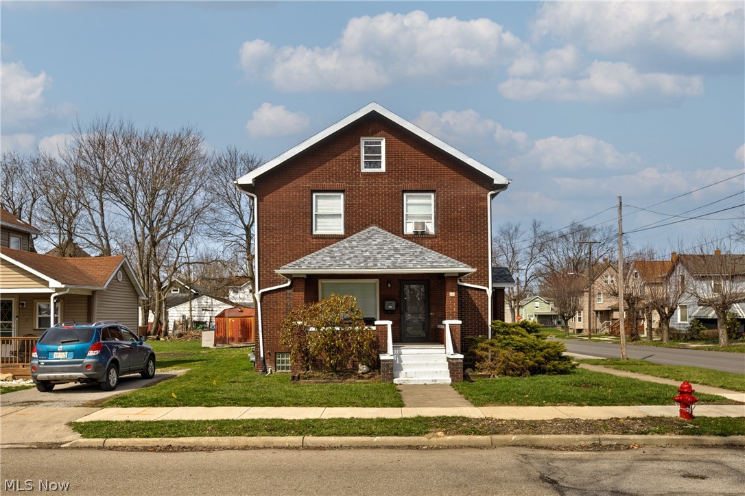 106 Neil Street Niles OH 44446