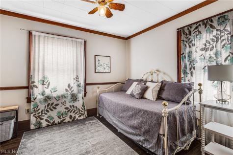 106 Neil Street Niles OH 44446