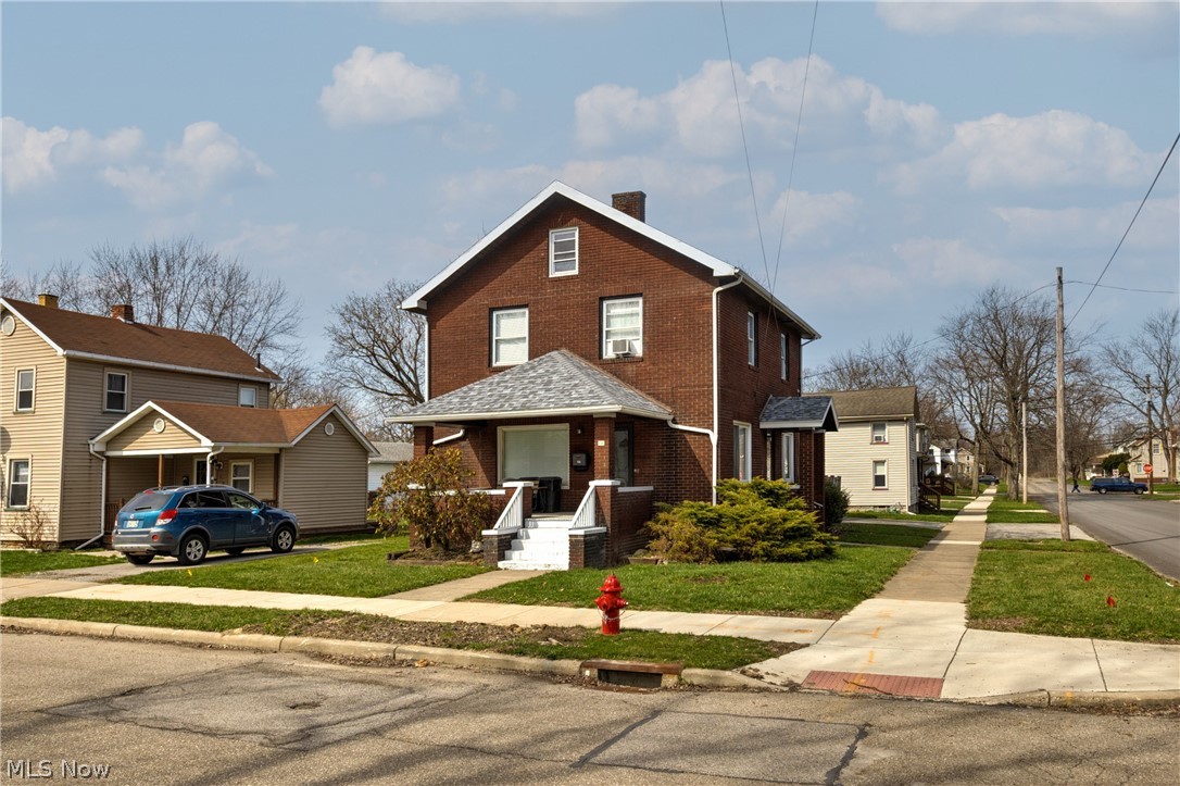 106 Neil Street Niles OH 44446