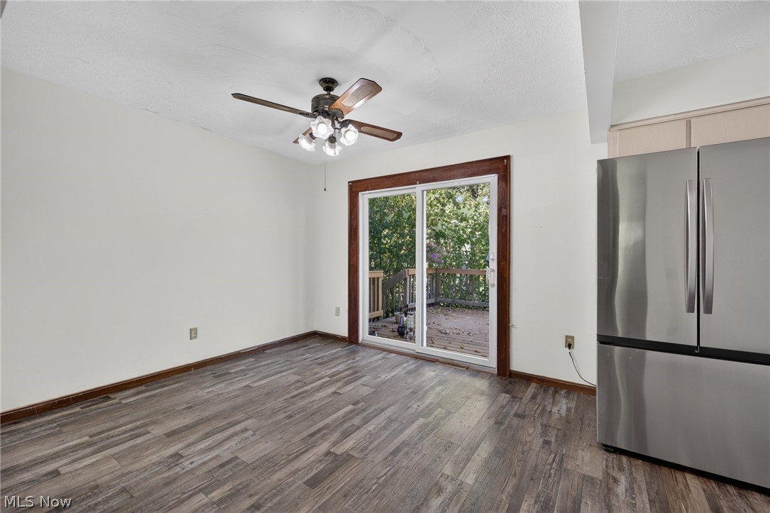 11021 William Penn Avenue NE Hartville OH 44632