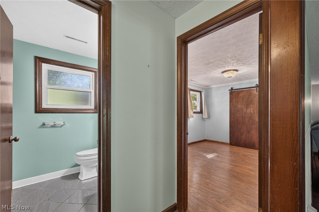 11021 William Penn Avenue NE Hartville OH 44632