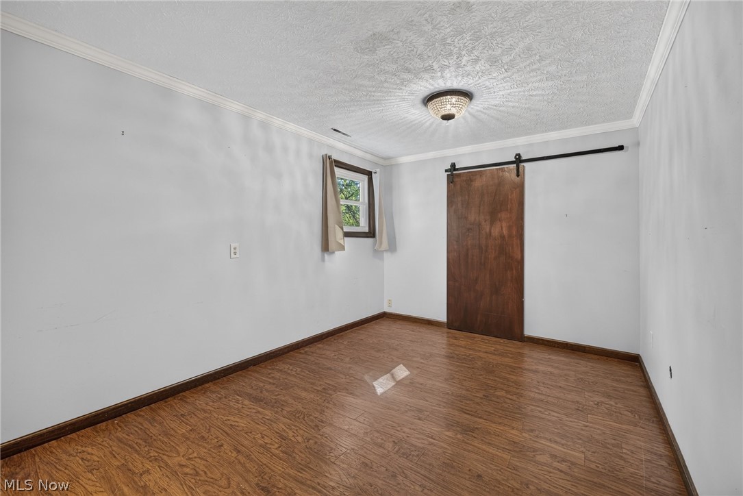 11021 William Penn Avenue NE Hartville OH 44632