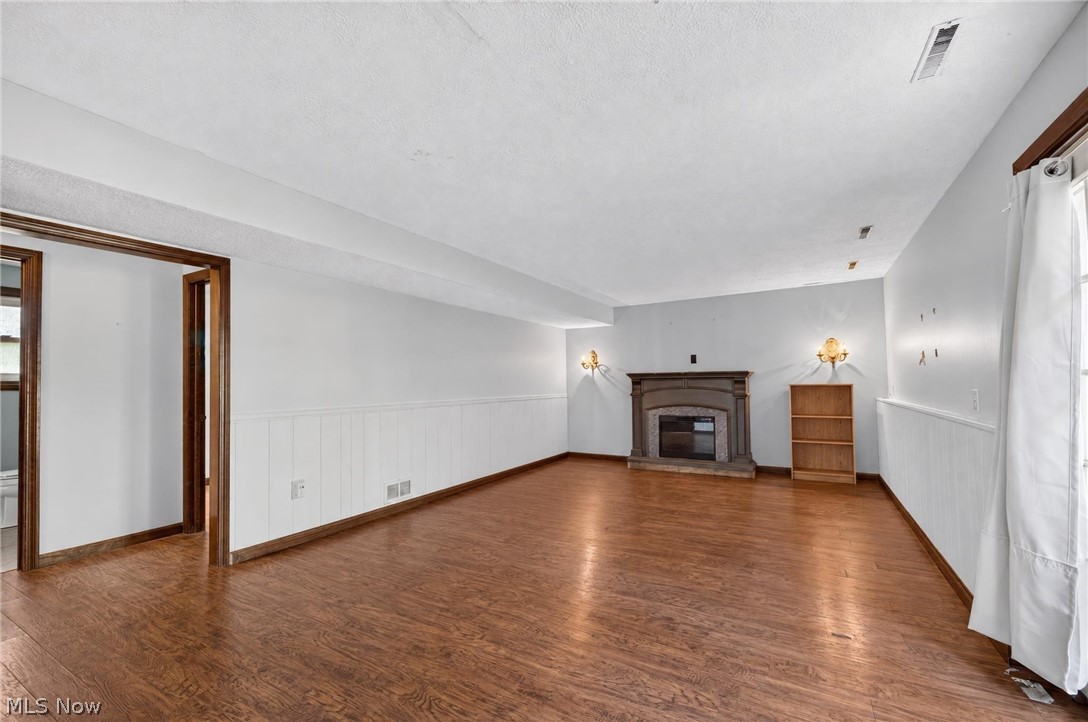 11021 William Penn Avenue NE Hartville OH 44632