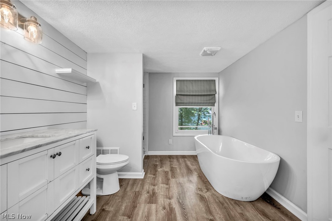 9948 Colfax Drive Columbia Station OH 44028