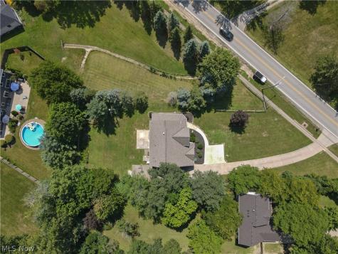 9577 Fair Road Strongsville OH 44149