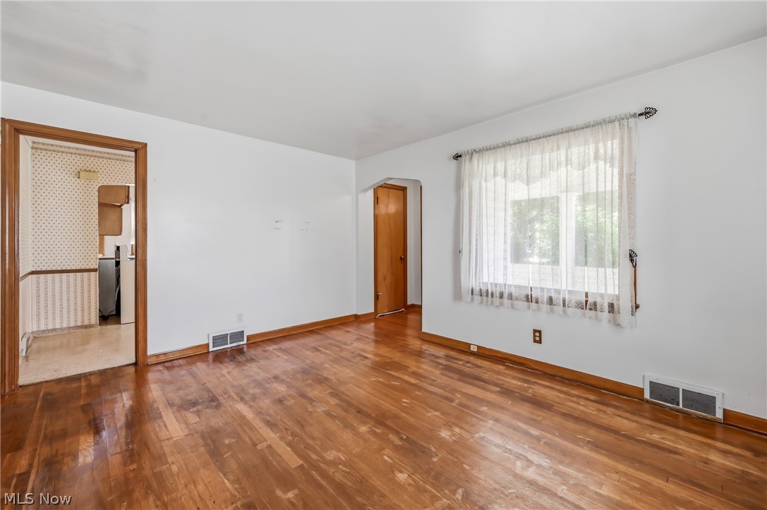 47 Renee Drive Struthers OH 44471