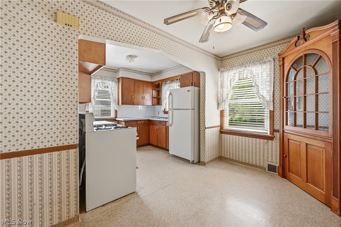 47 Renee Drive Struthers OH 44471