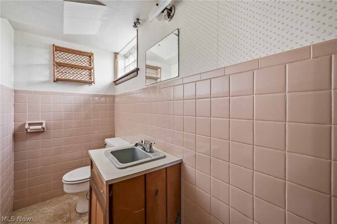47 Renee Drive Struthers OH 44471