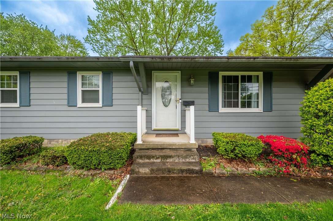 4829 New Road Austintown OH 44515