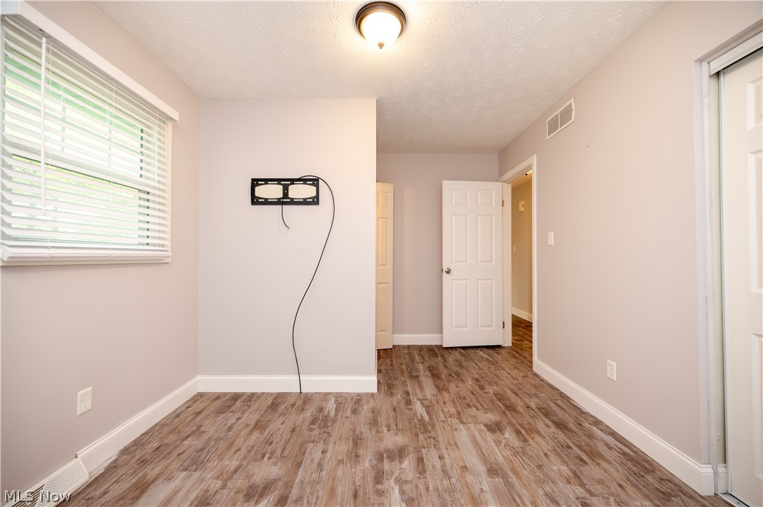 4829 New Road Austintown OH 44515