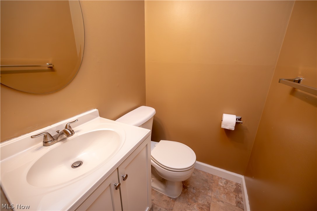 4829 New Road Austintown OH 44515