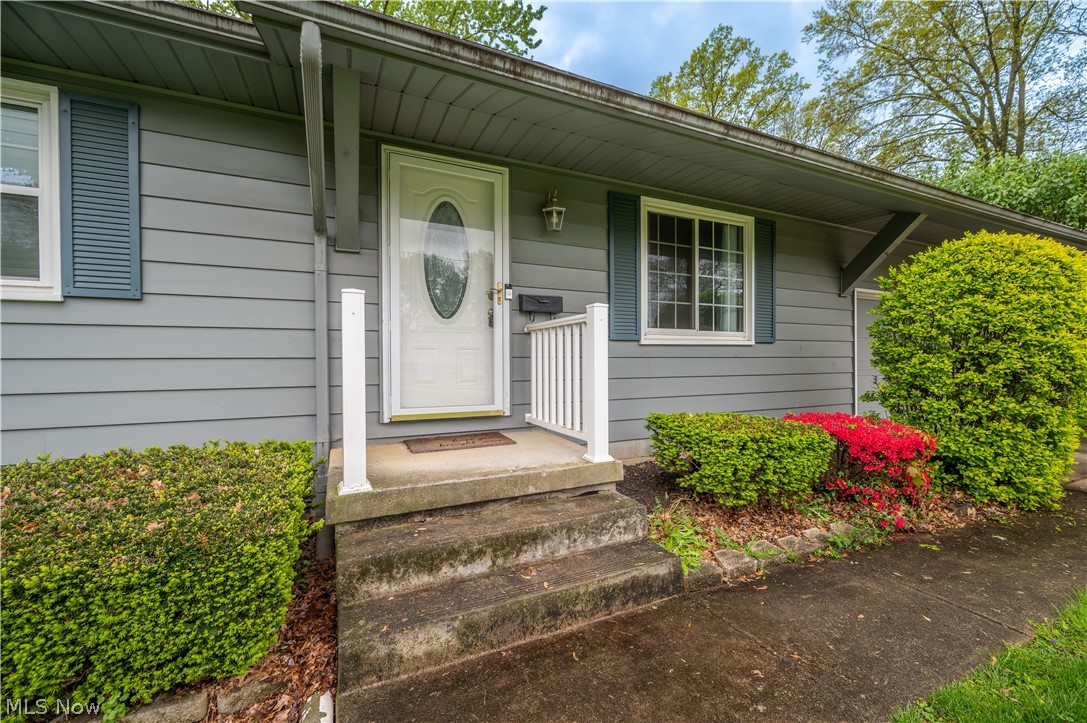 4829 New Road Austintown OH 44515