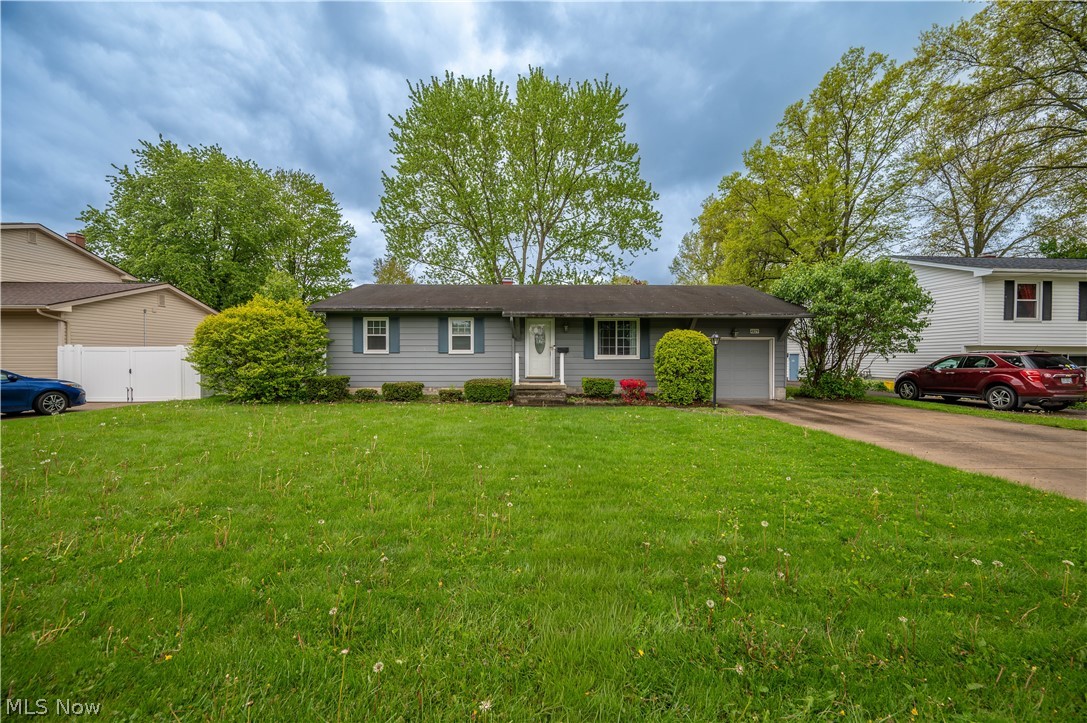 4829 New Road Austintown OH 44515