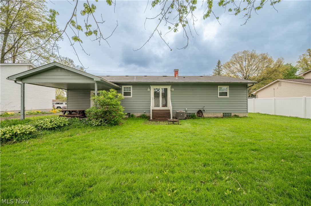 4829 New Road Austintown OH 44515