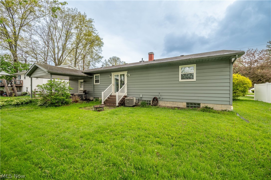 4829 New Road Austintown OH 44515