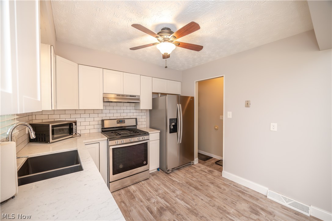 4829 New Road Austintown OH 44515