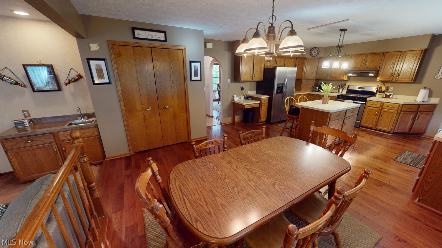 2450 Park Ridge Drive Hinckley OH 44233