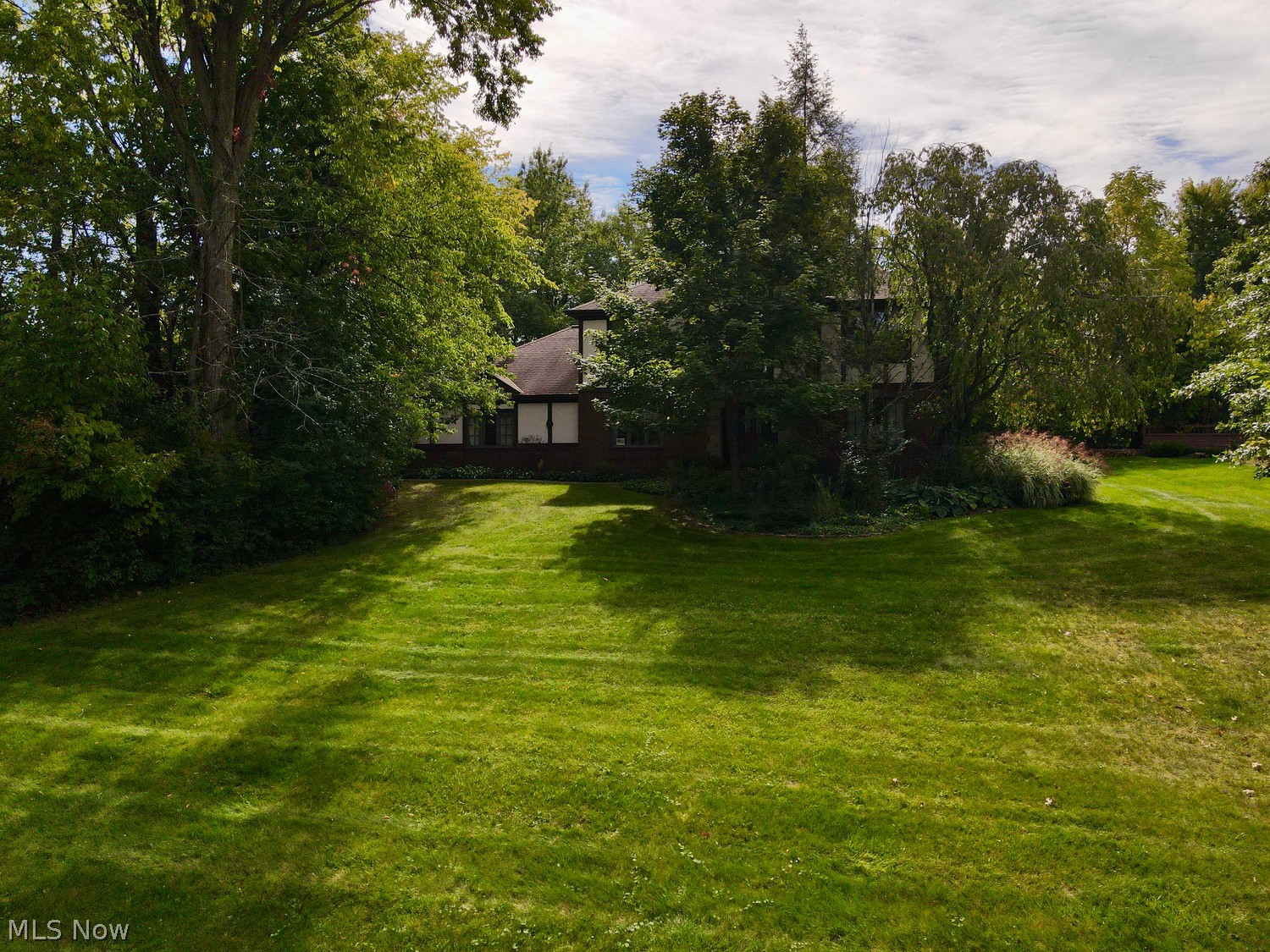 2450 Park Ridge Drive Hinckley OH 44233