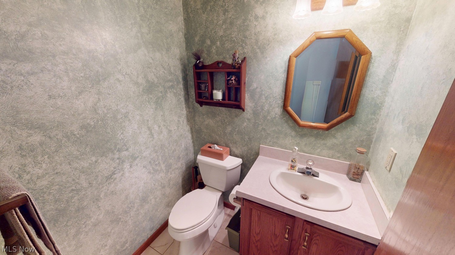 2450 Park Ridge Drive Hinckley OH 44233