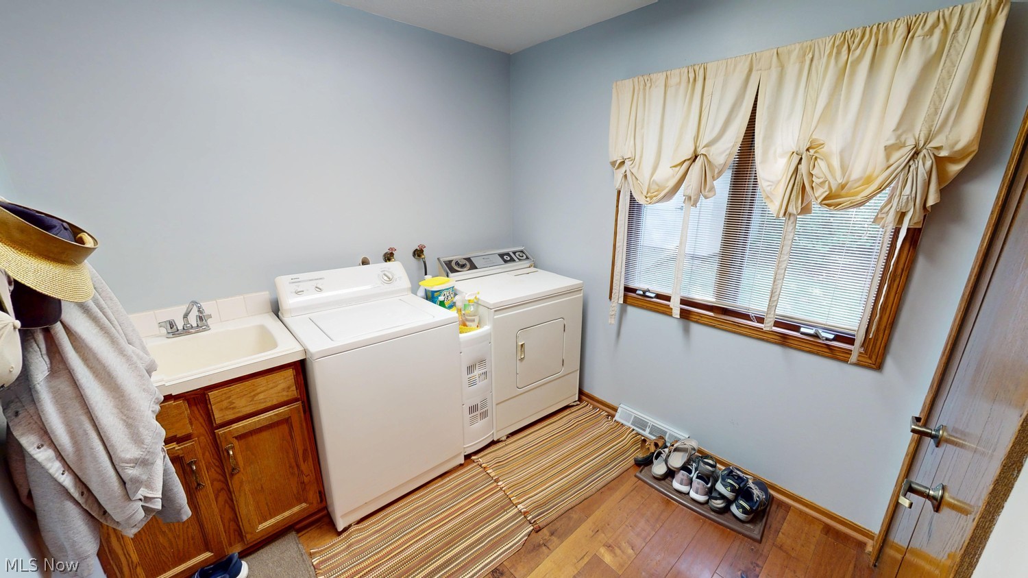 2450 Park Ridge Drive Hinckley OH 44233