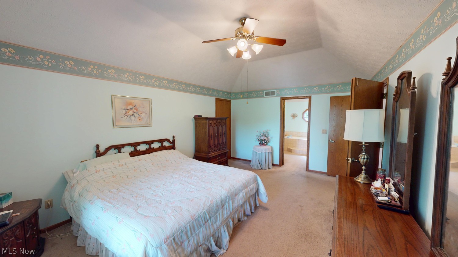 2450 Park Ridge Drive Hinckley OH 44233