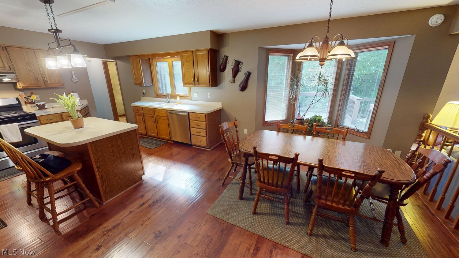 2450 Park Ridge Drive Hinckley OH 44233