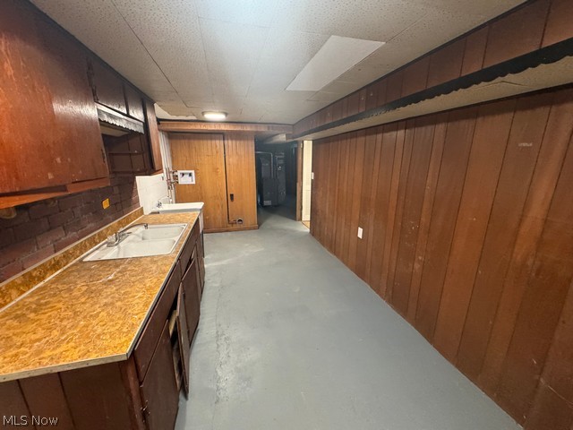 972 NW Southern Boulevard Warren OH 44485