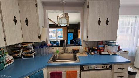 27140 Parkwood Drive Euclid OH 44132