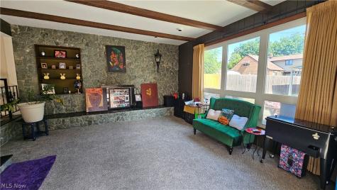 27140 Parkwood Drive Euclid OH 44132