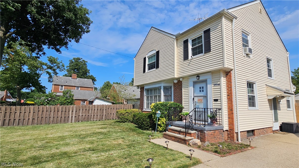 27140 Parkwood Drive Euclid OH 44132