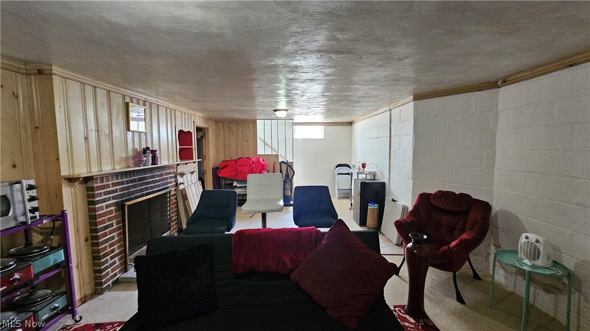 27140 Parkwood Drive Euclid OH 44132