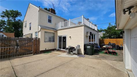 27140 Parkwood Drive Euclid OH 44132