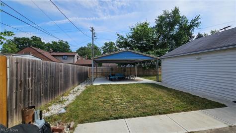 27140 Parkwood Drive Euclid OH 44132