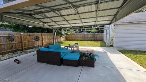 27140 Parkwood Drive Euclid OH 44132