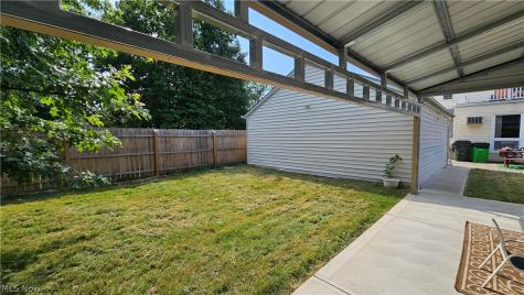 27140 Parkwood Drive Euclid OH 44132