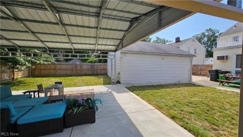 27140 Parkwood Drive Euclid OH 44132