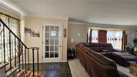 27140 Parkwood Drive Euclid OH 44132