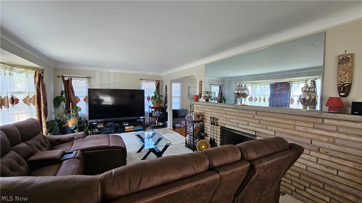 27140 Parkwood Drive Euclid OH 44132