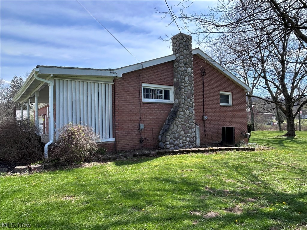 8300 Bear Road SE Amsterdam OH 43903