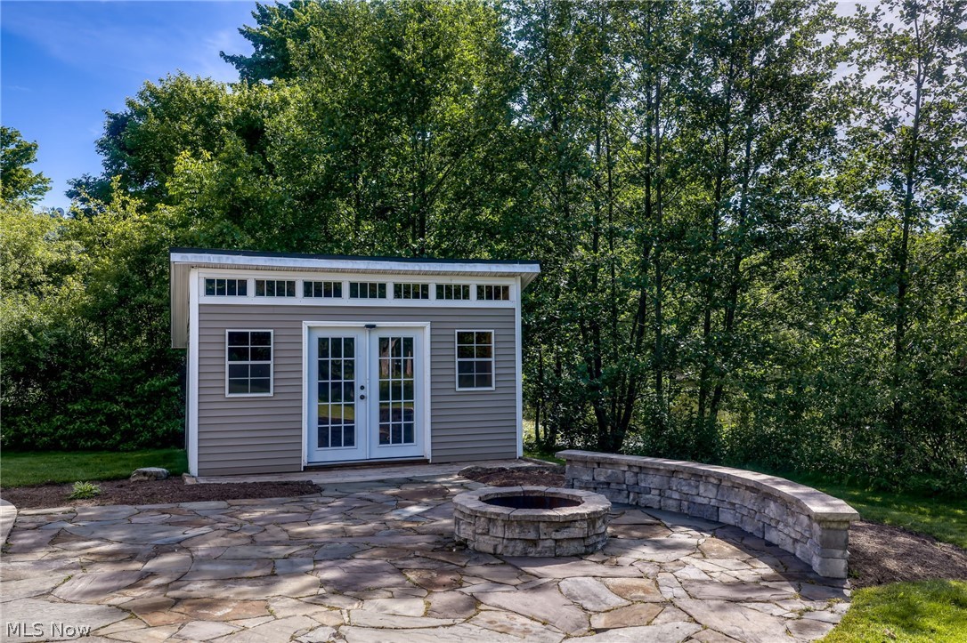 40 River Stone Drive Moreland Hills OH 44022