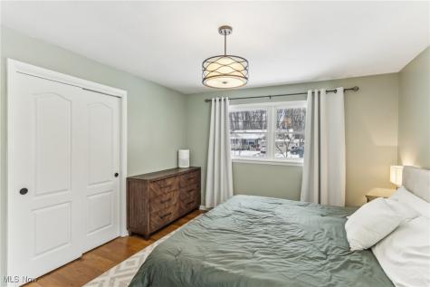 2568 Northglen Drive Westlake OH 44145