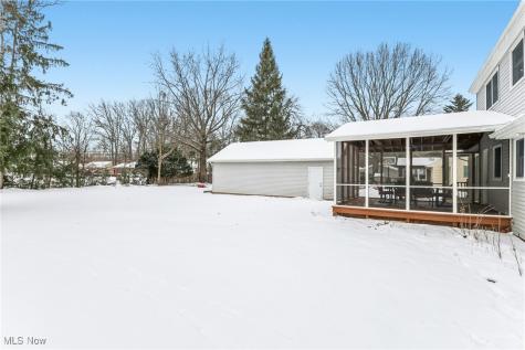 2568 Northglen Drive Westlake OH 44145