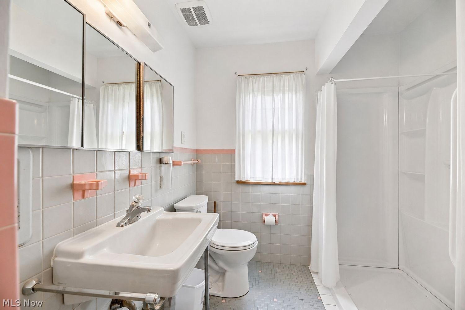 5695 W 220th Street Fairview Park OH 44126