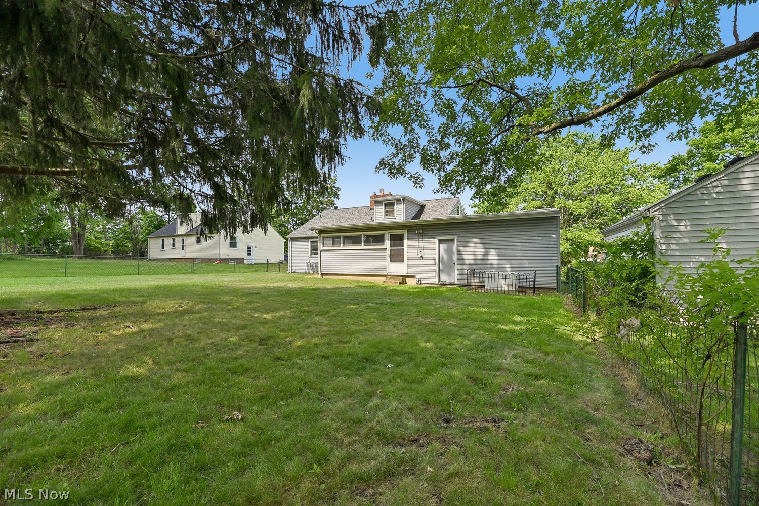 5695 W 220th Street Fairview Park OH 44126