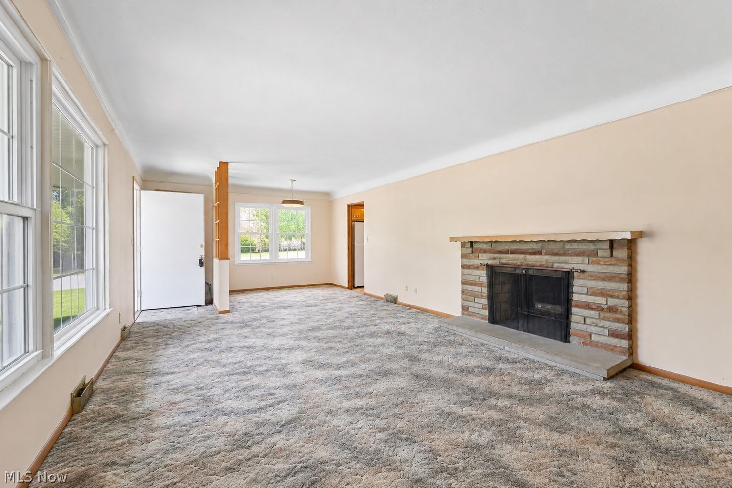 5695 W 220th Street Fairview Park OH 44126