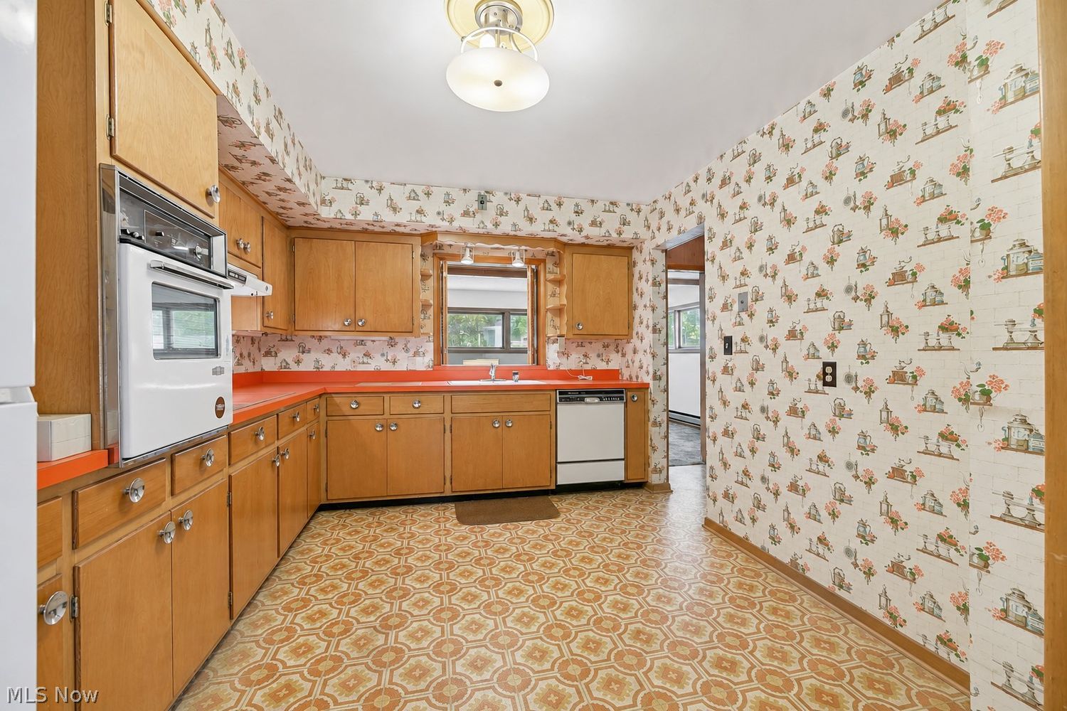 5695 W 220th Street Fairview Park OH 44126