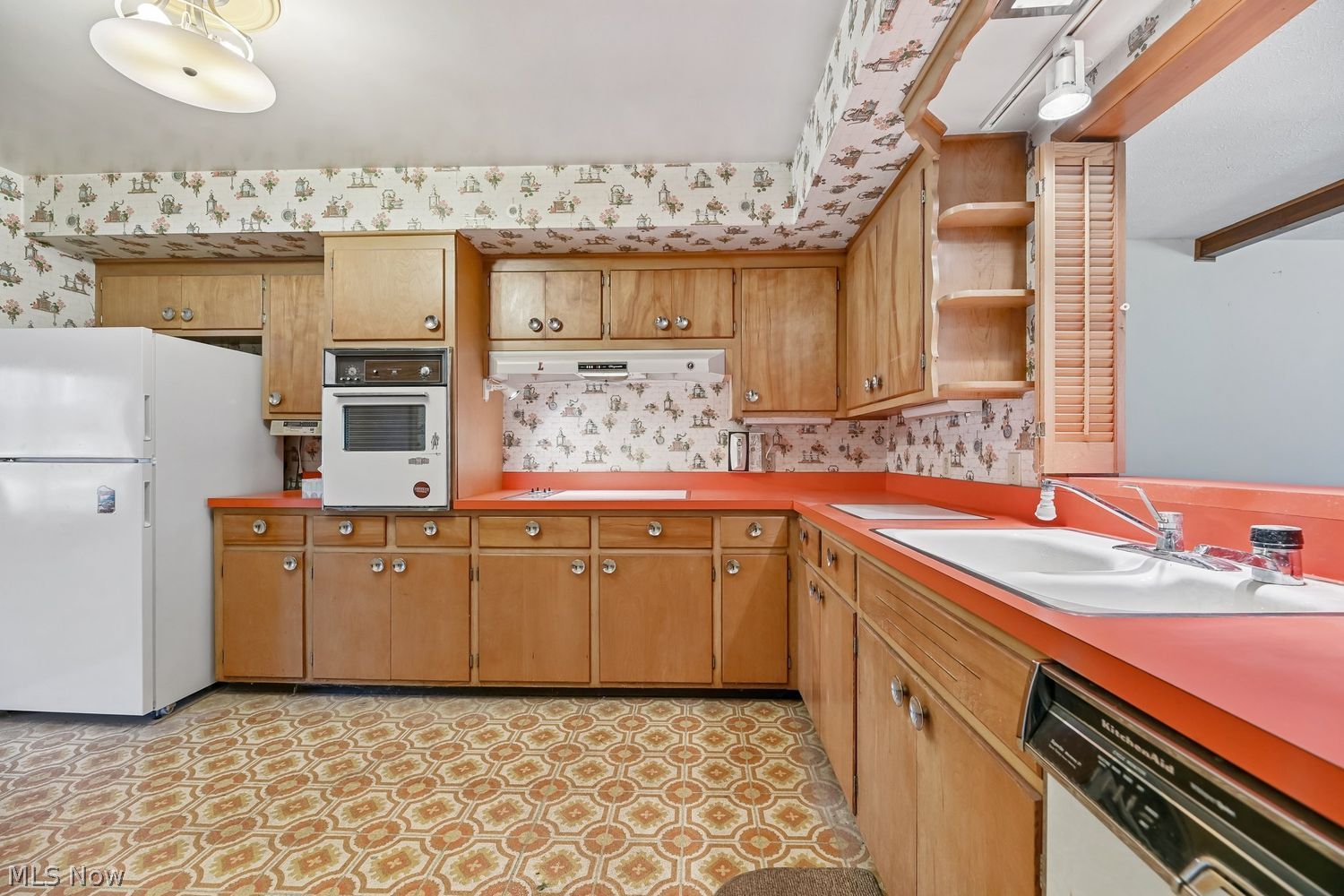 5695 W 220th Street Fairview Park OH 44126