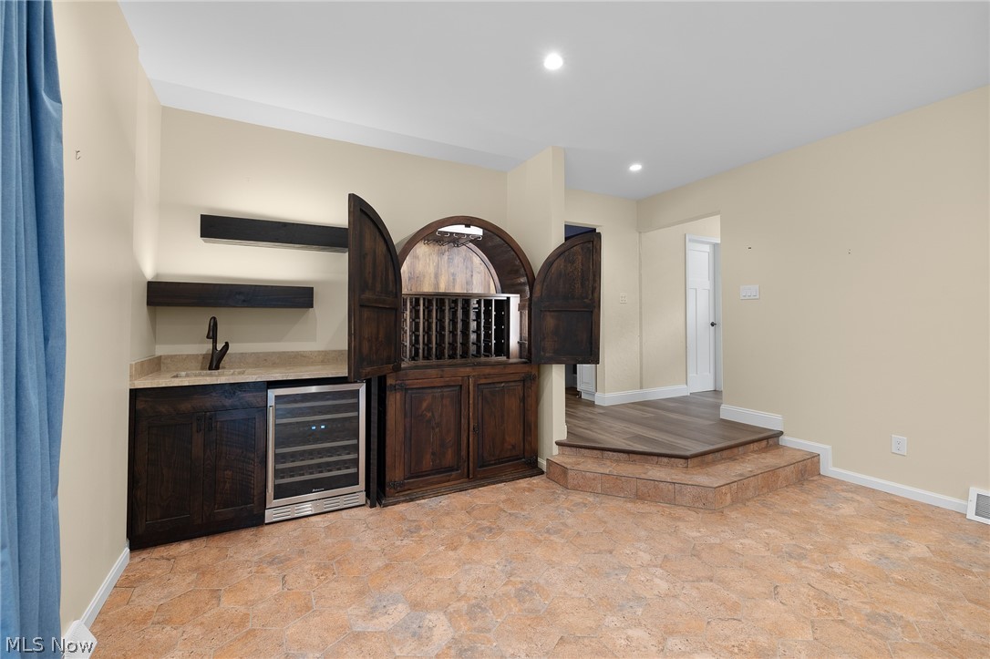 3989 E Meadow Lane Orange OH 44122